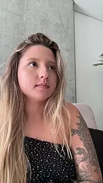 MiaPetit_ webcam