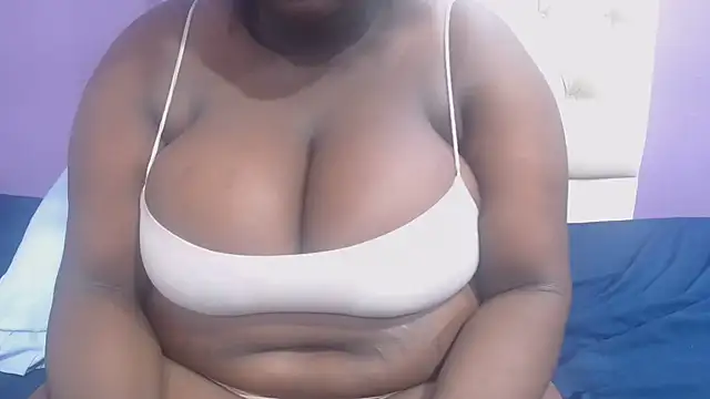 DARKGIANTMELANIN webcam