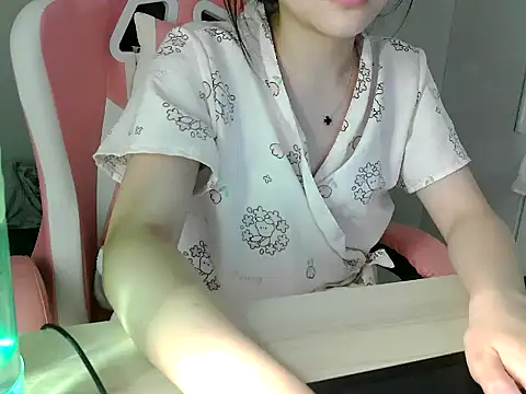 lucienguyen webcam