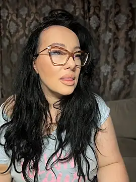 annaann_milf - AnnaAnn_Milf's free webcam - UK Sex Cams