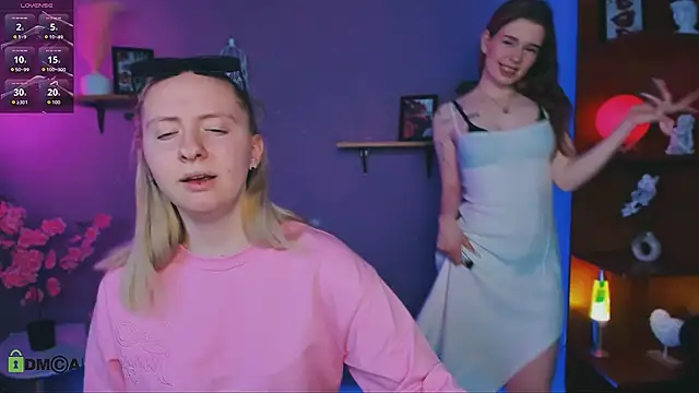 mila_glow1 webcam