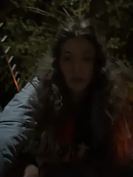 ScarletBloom_ webcam