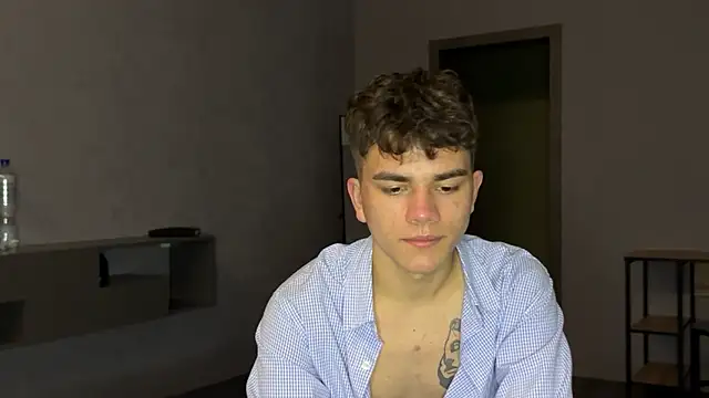 MaxWoolf webcam