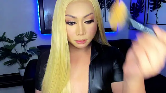 _YourBeautifulShemale_ webcam