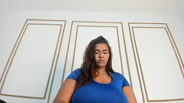 malory_ferrer webcam