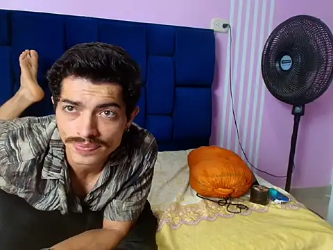 taylor_Stele webcam