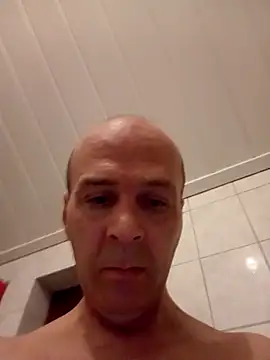 Iulian198128 webcam