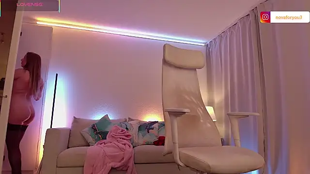 Nova-Lee webcam