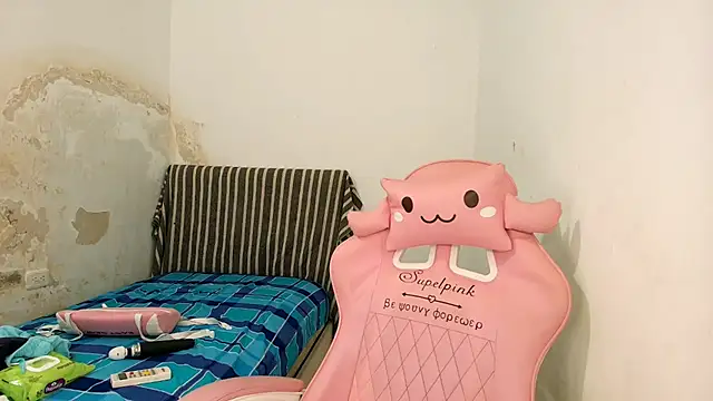miss_noah18 - Miss_noah18's free webcam - UK Sex Cams