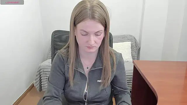 Alisha_Skyes webcam