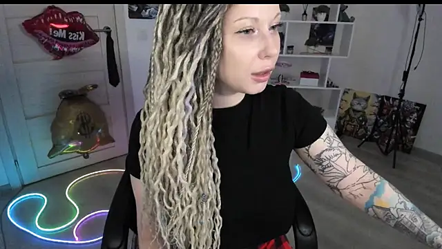 HoneySallyMoore webcam