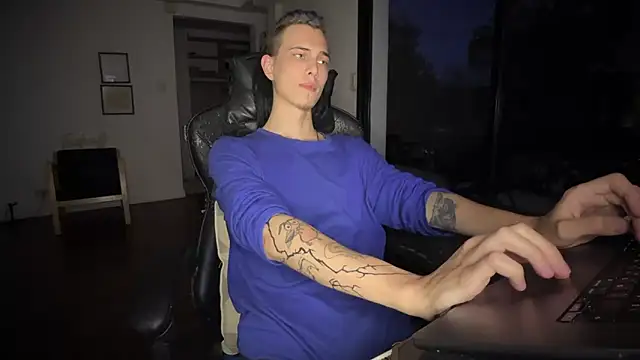 Den_BlueXx live sex cam