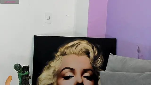 Charlotte11-11 webcam