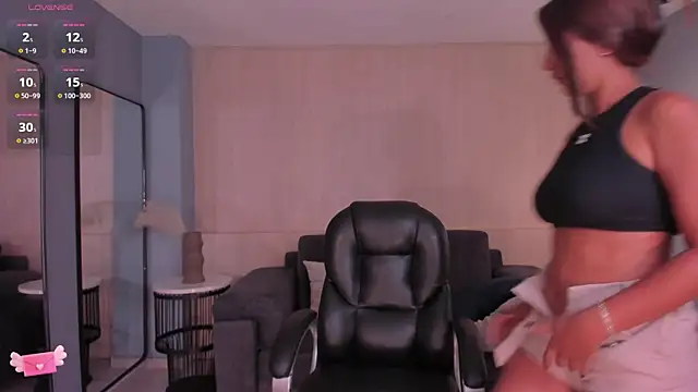 ArianaDumont webcam