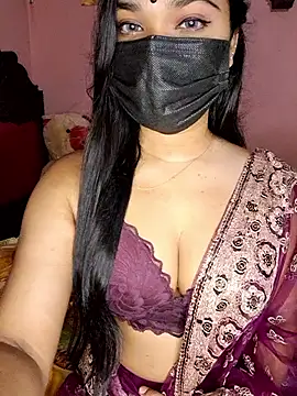 Webcam Model (ariya-03)  is live.Free join now!