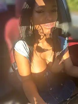 NicoleCocksXXX live sex cam