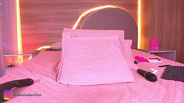 danna_berlin_ webcam