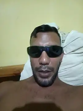 UnreadyChutzpa webcam