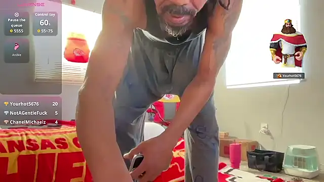 KcChiefBBC69 webcam