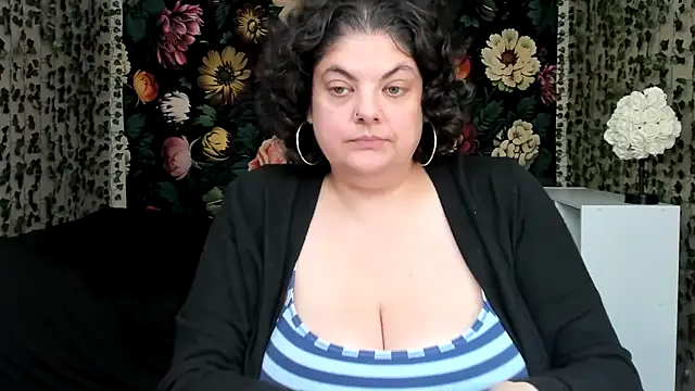 Exxxotic_Melons webcam
