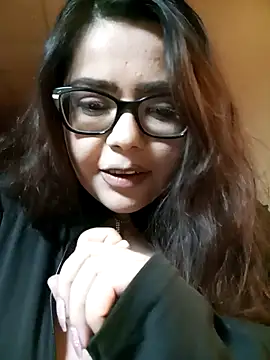 AriaRussell webcam