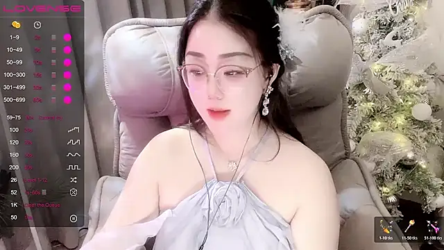 Monica-666888- webcam