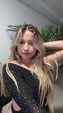 MiaPetit_ webcam