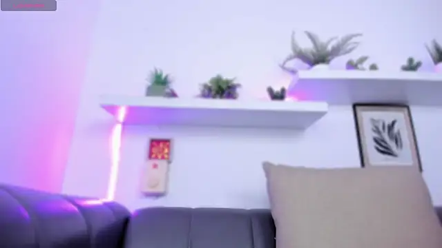 Amira_Alzahra webcam