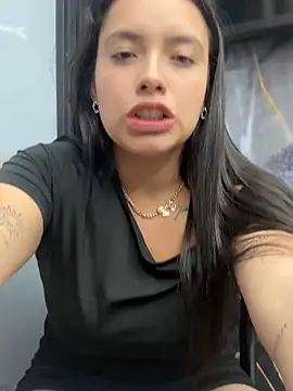 Miss_Bella_Flame webcam