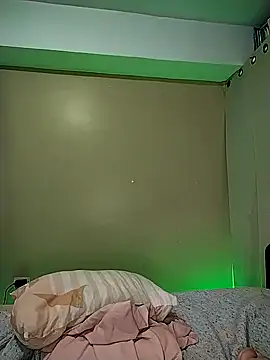 SaharQamar webcam