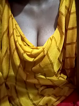 kaviyaponnu0987 webcam