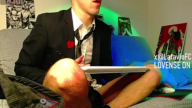 Midnighter_ webcam
