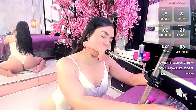 TessaCooper1 webcam