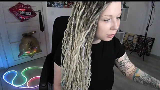 HoneySallyMoore webcam