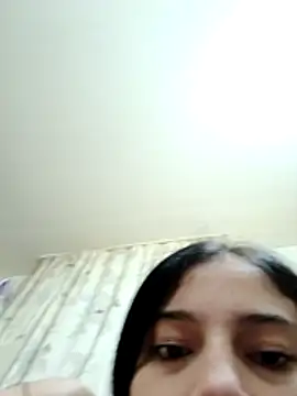 Virgin_Pussy_Love webcam