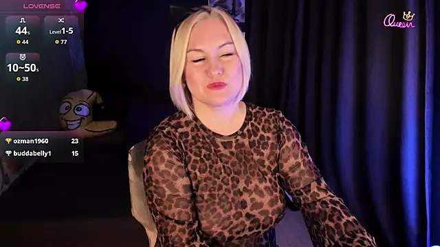 YolandaKiss webcam