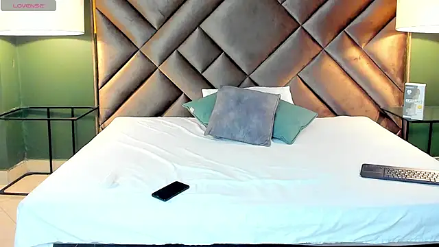 Rache_Roth webcam