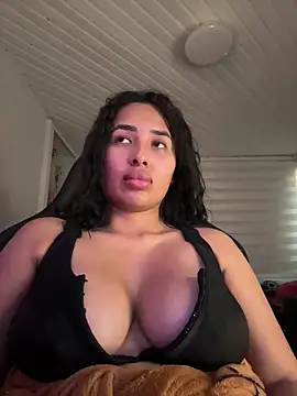 Anily_Lovely webcam