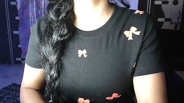 Cuteangle1 webcam