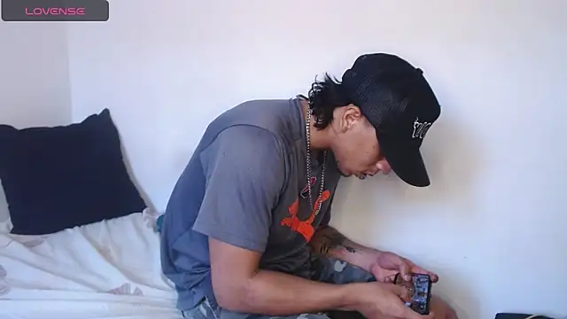 Monkey_uchiha777 webcam