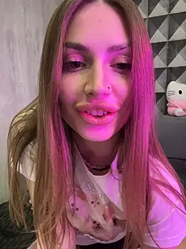 Elizabeth_Tay webcam