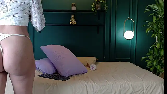 MaelyDoll webcam