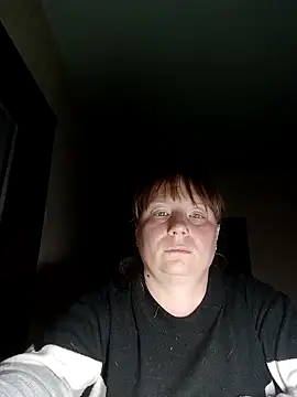 MikkiLove777 webcam