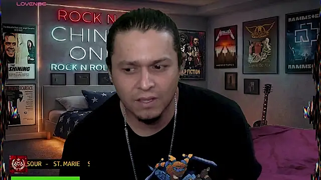 chino_roz webcam