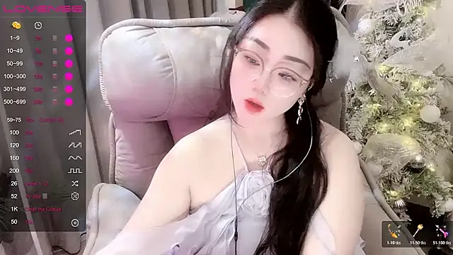 Monica-666888- webcam