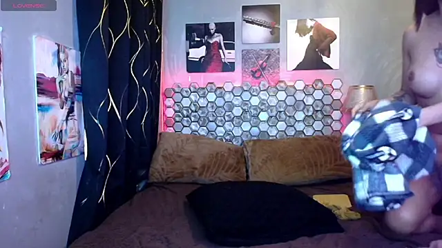 hot_metallica69 (T young) - lets make your fantasy with my big cock