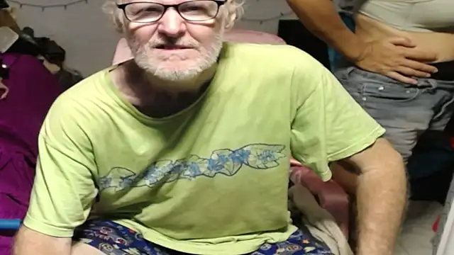 1CuteAndSexy69 webcam