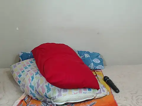 BadGirlMona webcam