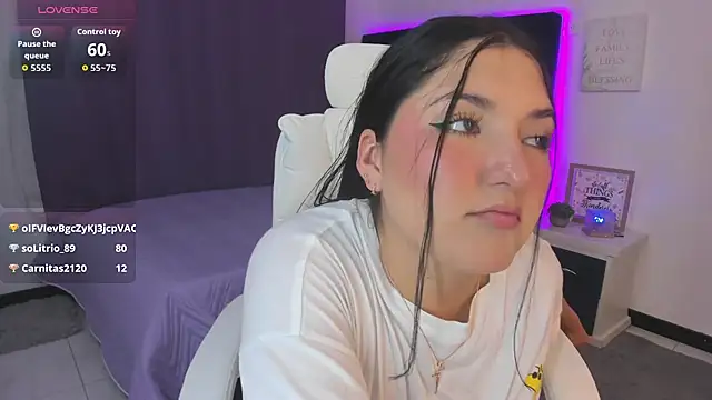 Celestee_21 webcam