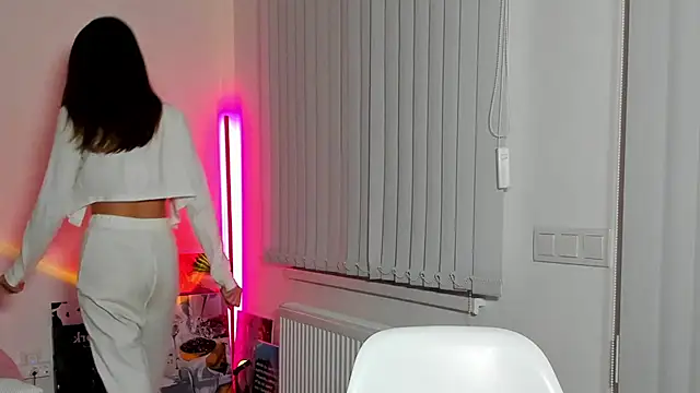 Andrea_Blossom webcam